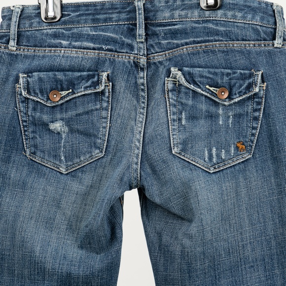 Ladies Size 2 Abercrombie and Fitch, Flare Jeans - Picture 6 of 6